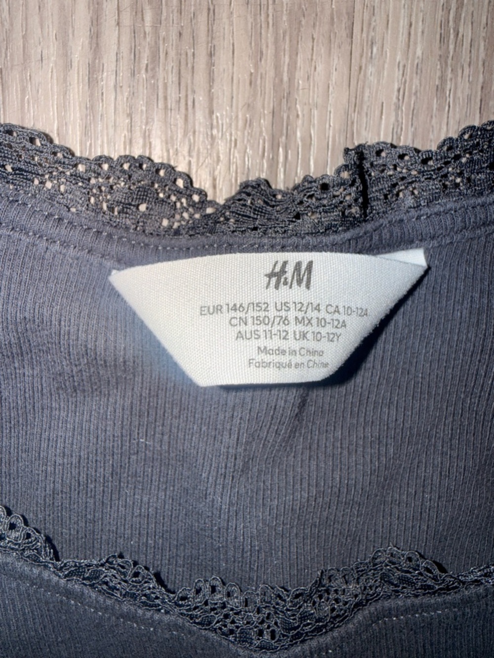 H&M Black Lace-Trim Scoop Neck Short Sleeve Top - Picture 3 of 3